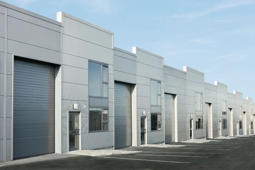 Building made with aluminium materials